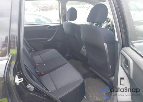 2015 Subaru Forester 2.5I z USA, uszkodzony, nr VIN JF2SJABC5FH520368